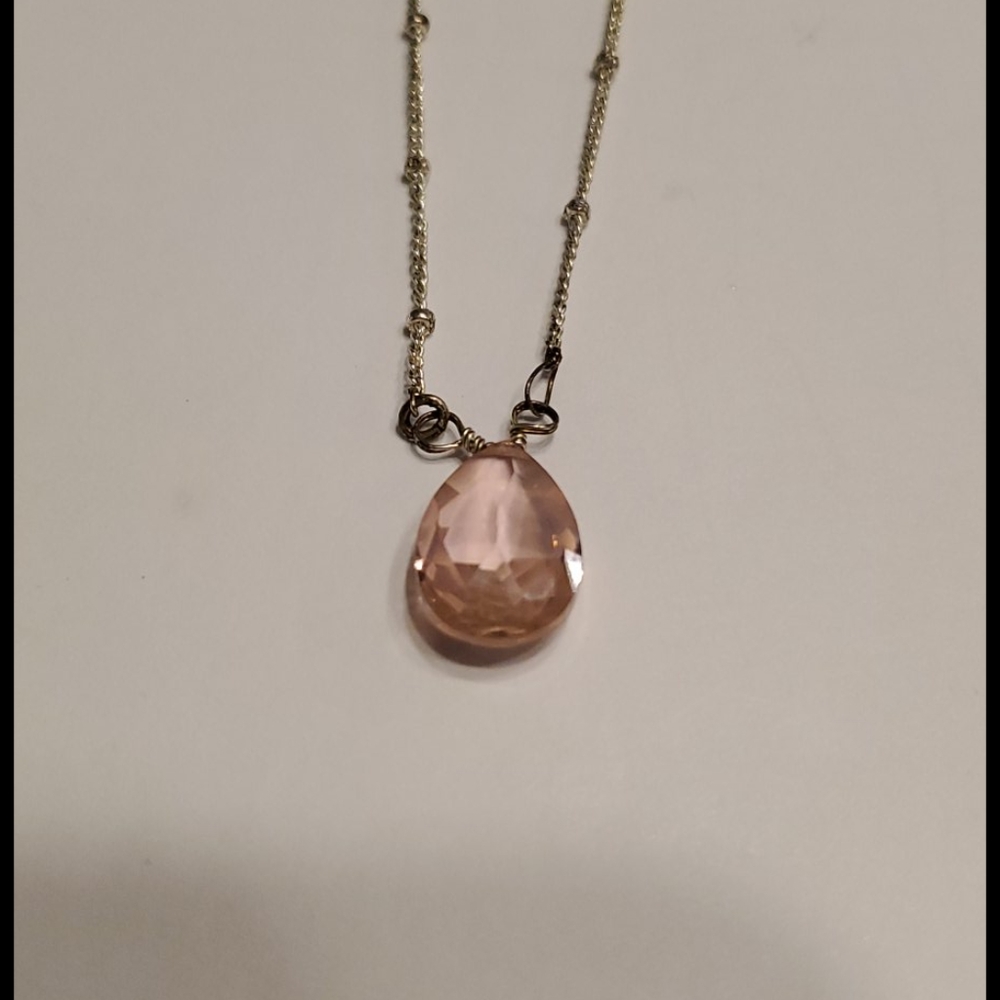 Avon necklace - Picture 4 of 4